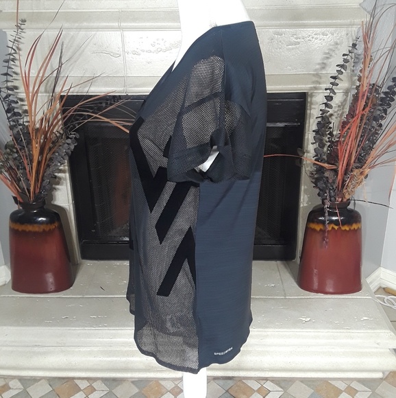 Reebok mesh tee - Short Sleeve Tee_c - Picture 3 of 3